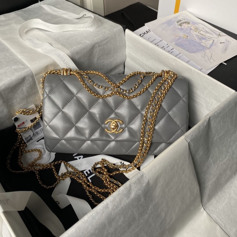 Chanel 19 Bags